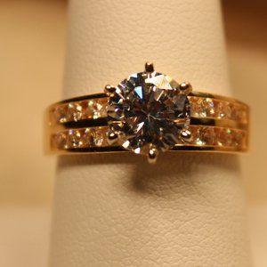14kt Gold Over Sterling Silver Solitare With Channel Set CZ Ring 10 Diamonique